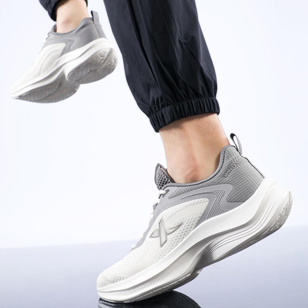 Xtep Running Series Ultra Light Comfortable Fashion Shock Absorbing Lightweight Low Top Casual Running Shoes Men sneaker White Gray 876319110084-2