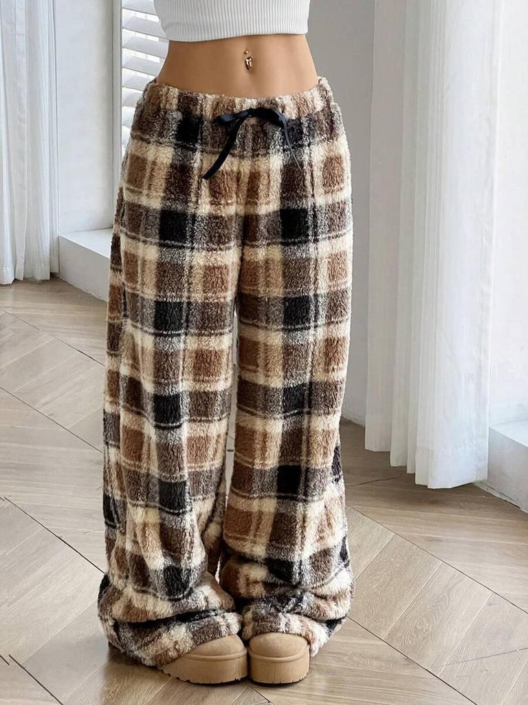 Winter New Women's Plaid Casual Pants with Elastic Waist and Fleece