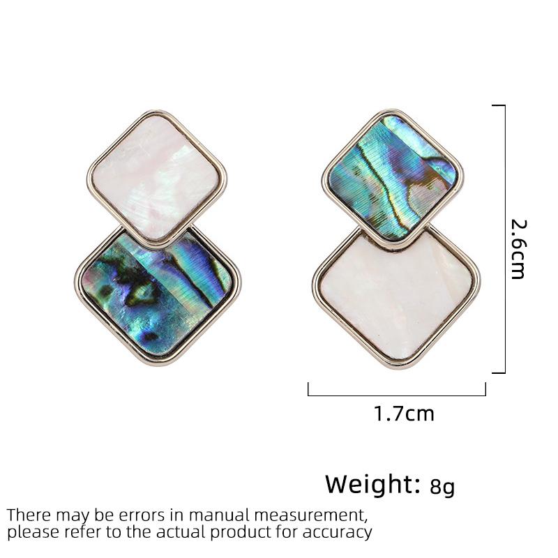 Women's Light Luxury Design Elegant Vintage Square Earrings Fashionable And Versatile Niche Design Geometric Earrings