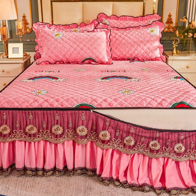 High Grade Winter Crystal Velvet Thicken Quilted Bedspread King Queen Size Flannel Quilting Bed Skirt Including Pillowcase
