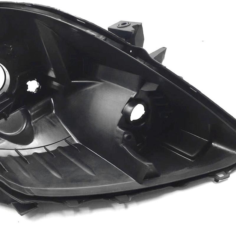 Black Plastic Rear Headlight Shell for 11-13 Dongfeng Sunny