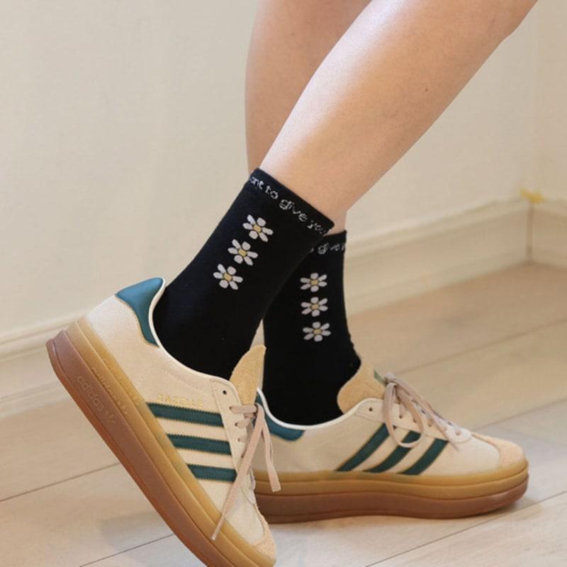 NMOO.OU NMOO.OU_S02_ FLOWER SHOWER_BLACK