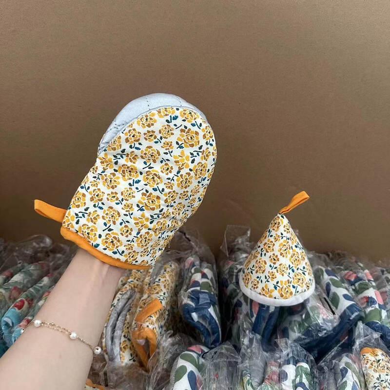 ZISIZ Yinuo Thickened Kitchen Anti-scald Gloves