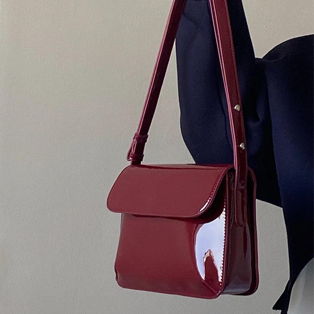 Retro Patent Leather Women Shoulder Bag Luxury Flap Satchel Solid Color Small Square Bag Classic Red Crossbody Bag Armpit Purses