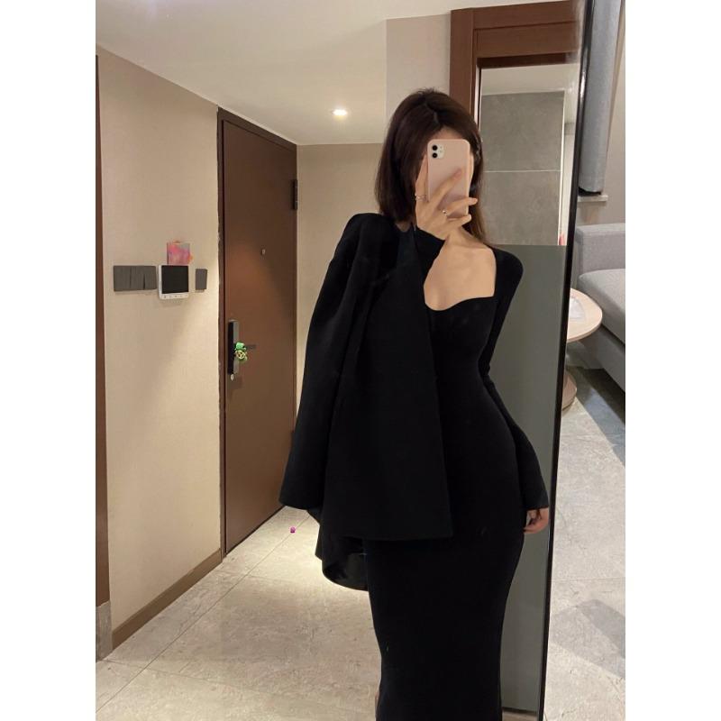 Niche Square Collar Knitted Dress Women's Autumn and Winter Inner Fit Slim Temperament Slim Knee Hip Wrap Long Skirt