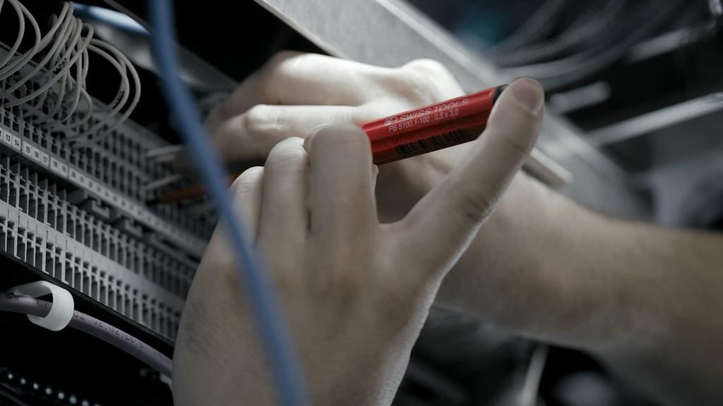 PB Swiss Tools SwissGrip Classic Insulated Screwdriver Set and in Paper 3-Piece (Slotted Phillips) Box, 5550.CBB