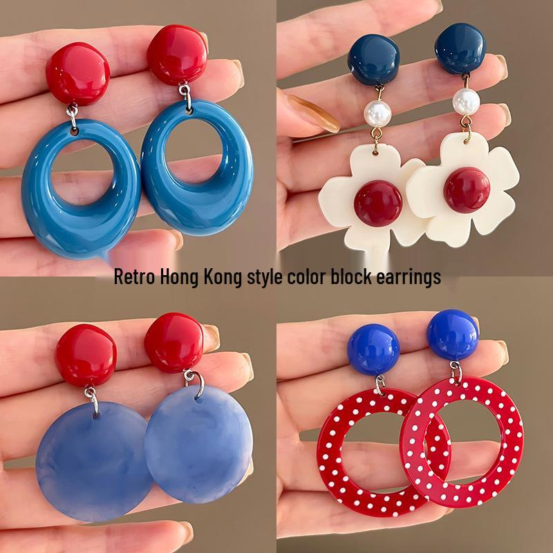 2025 New Retro Hong Kong Style Colorful Earrings: Luxury, High-End Studs, Exaggerated Fashion for Women