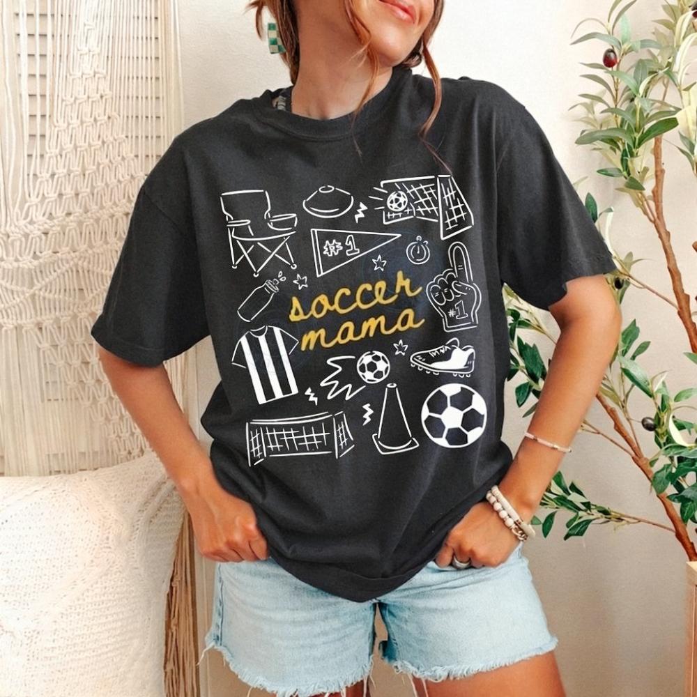 Soccer Mama T-Shirt Soccer Season SHirt Game Day Graphic Tee Sports Mom Shirt Womens Sports Doodle Tshirt High Quality Cotton