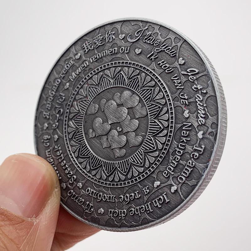 Sprache der Liebe, herzförmiger Diamant eingelegt, Nickelsilber antik, Gedenkmedaille, Sammlerhandwerk, Rot des Liebhabers, Herzmünze, Gedenkmünze