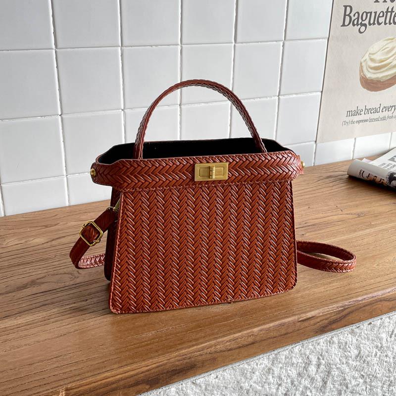 Women Fashion Woven Lock Buckle Small Square Shoulder Crossbody Handbag