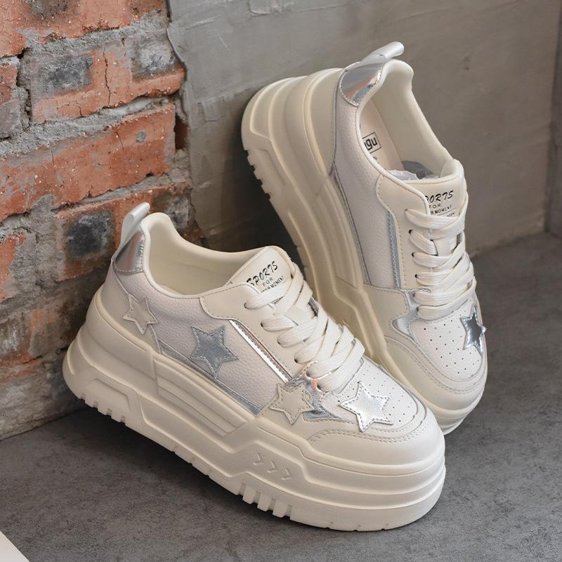 Small Height Increase Thick-soled Soft Leather Female New Student Comfortable Versatile Star Non-slip Board Shoes