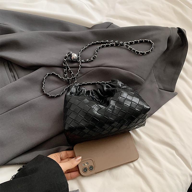 Новая женская модная однотонная плиссированная сумка — фото 6