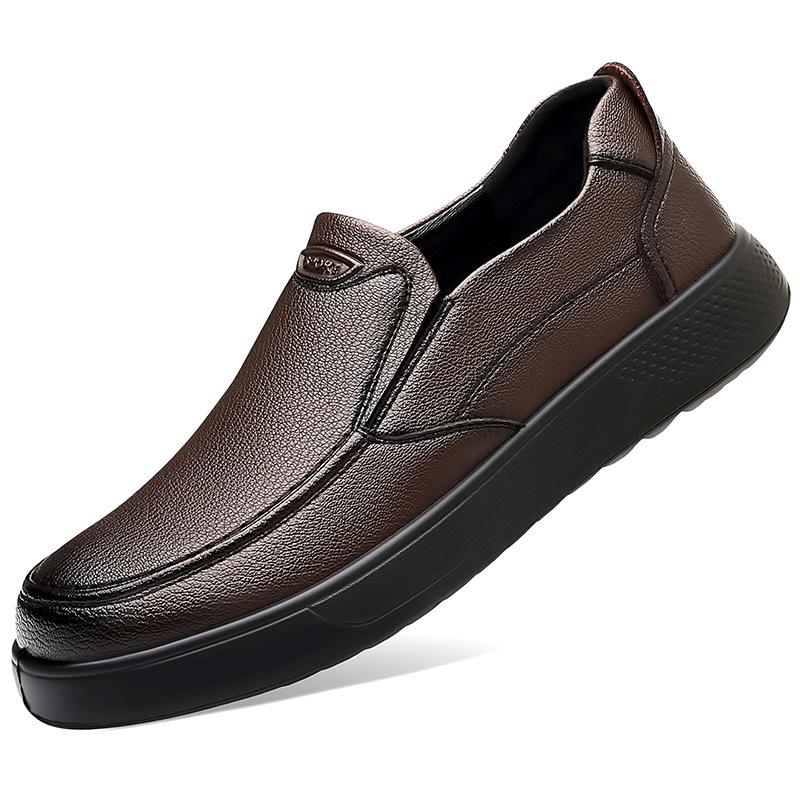 2026 New Designer Solid Color Leather Shoes for Men Soft Sole Fashion Loafers Man Spring Summer Autumn Business Casual Shoe Male