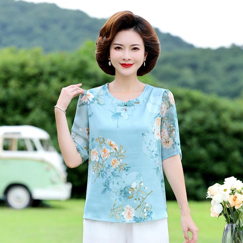 

Mom s Retro Print Chiffon Plus Size Shirt – Stylish, Slimming, and Loose Fit for Summer 5XL