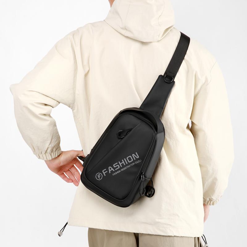 Multifunctional Men's Chest Bag Large Capacity Sports Crossbody Bag Shoulder Bag