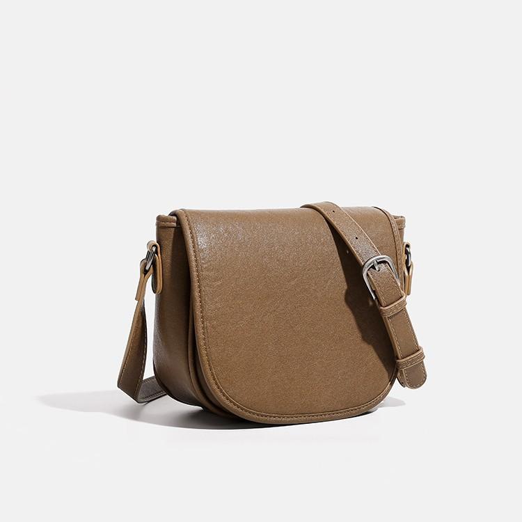 Vintage Saddle Bag with Vegetable Tanned Leather Pattern for Women's Winter New Casual and Simple Commuting Shoulder Crossbody Bag