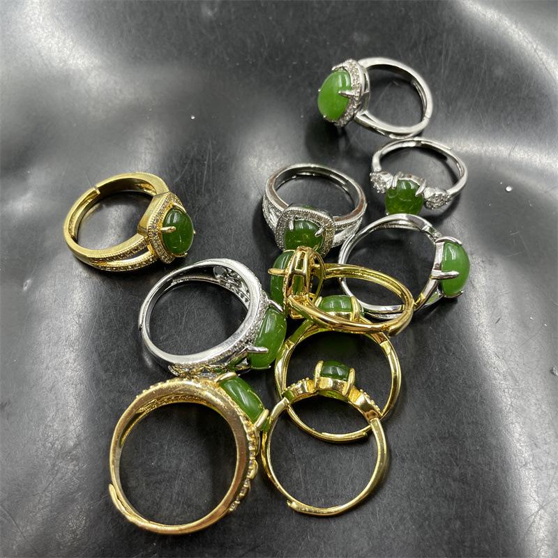 Women's Spinach Green Jade Ring with Vacuum Electroplating