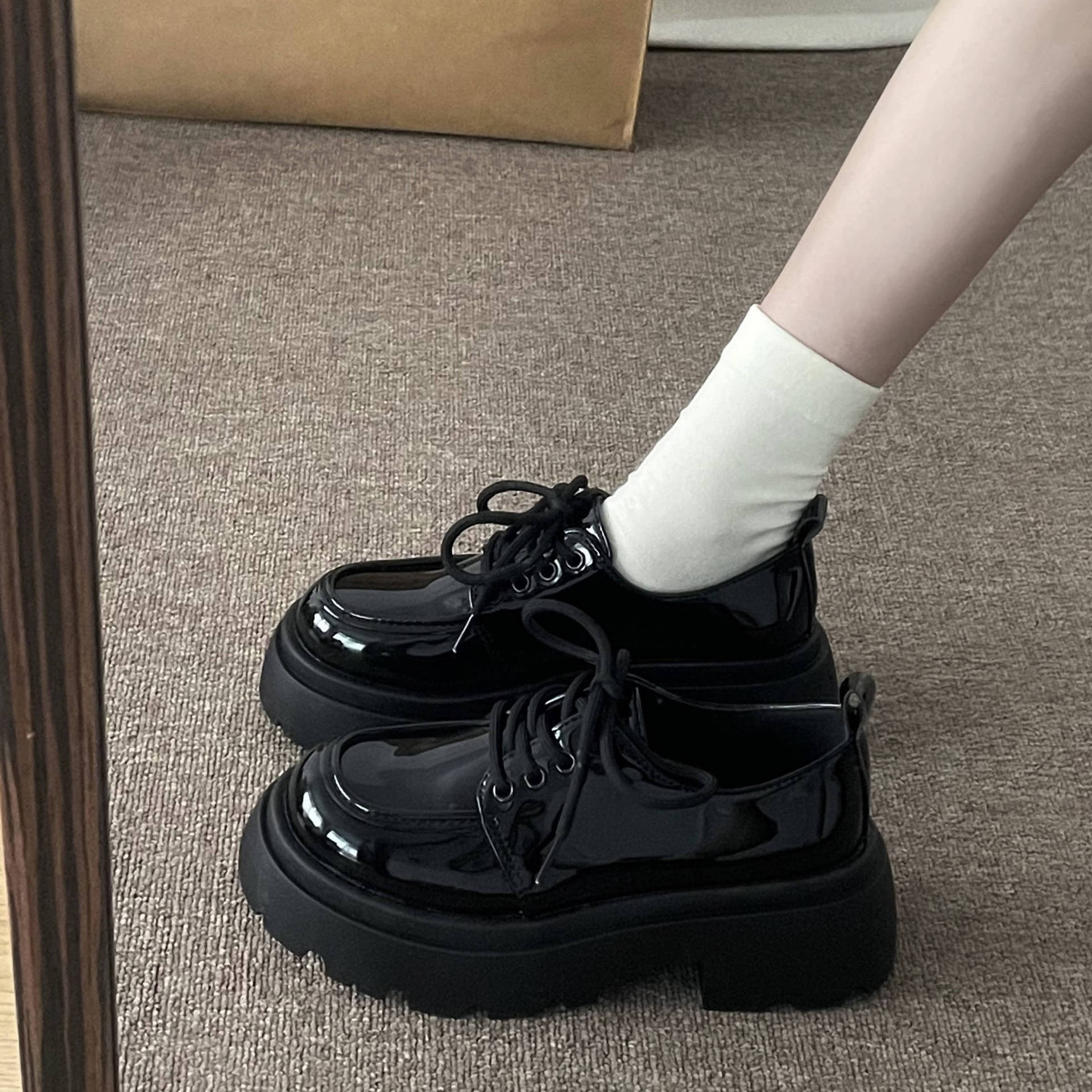 

Платформенные маленькие кожаные туфли женские новые весенне-осенние универсальные черные одинарные туфли на платформе 40