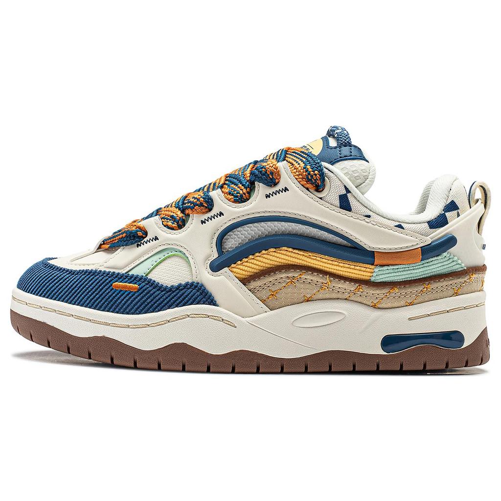 New LiNing CF Tracing Honor Cushioning Wear Resistant Low Top Casual Shoes Women's Ecru AGCT330-4