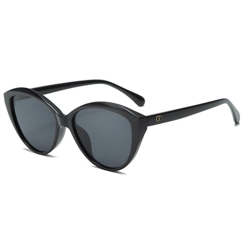 Ochelari de soare Retro Chic pentru femei, model Cat-Eye, 2025: Stil european și american la modă