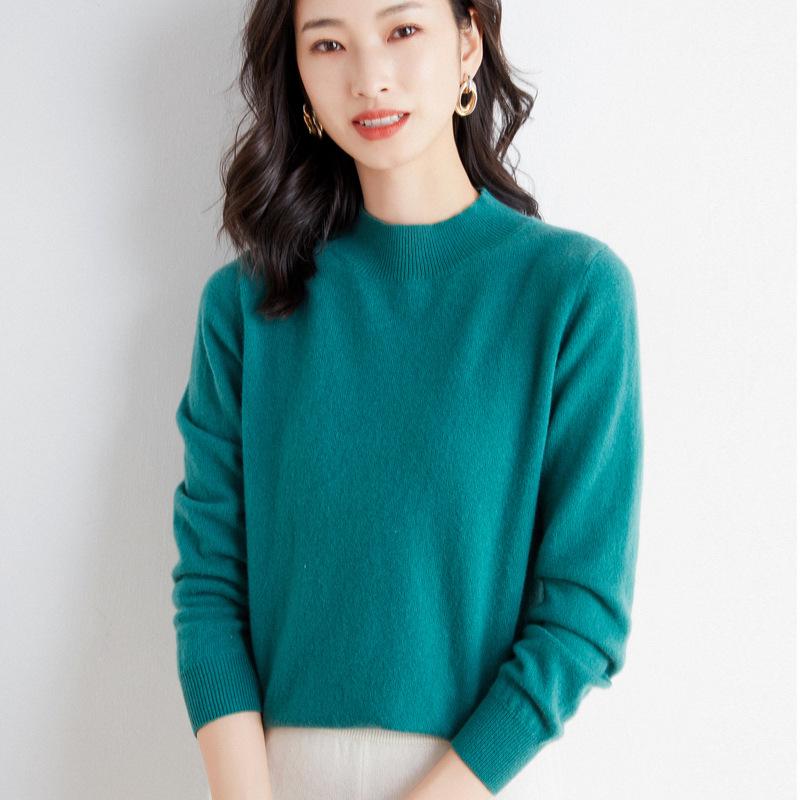 Korean Style Women's Slimming Knit Wool Pullover With Half-High Neck for Autumn and Winter