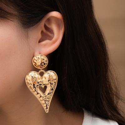 Metal Exaggerated Wind Stud Earrings Temperament Personality Hollow Big Love Earrings Retro Niche High-End Earrings