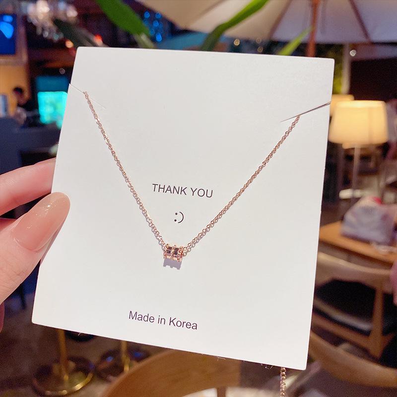 

Мінімалістичне намисто з ключицею: Японський і корейський стиль, розкішний кулон зі справжньої позолоченої титанової сталі для жінок