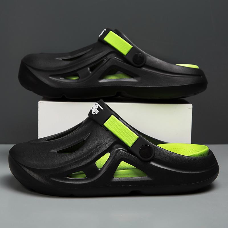 Fashion Summer Men Clog Slippers Comfortable Water Shoes Outdoor Sandals Beach Shoes Men's Slippers Slides Indoor Bathroom Shoes