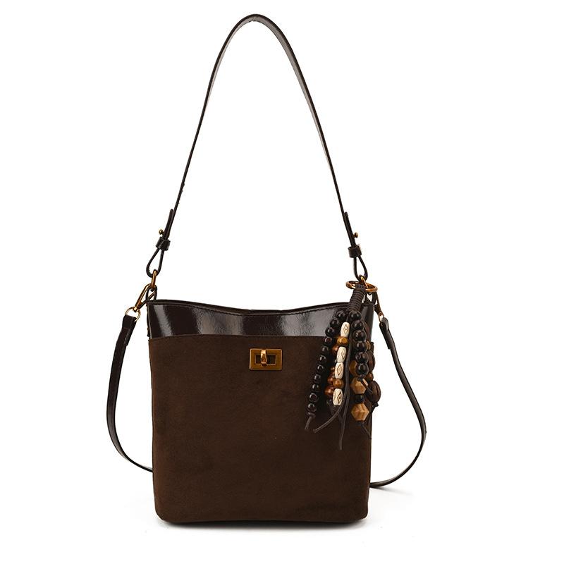 Frosted retro small bag women's autumn and winter 2025 new casual shoulder messenger bag popular bucket bag this year