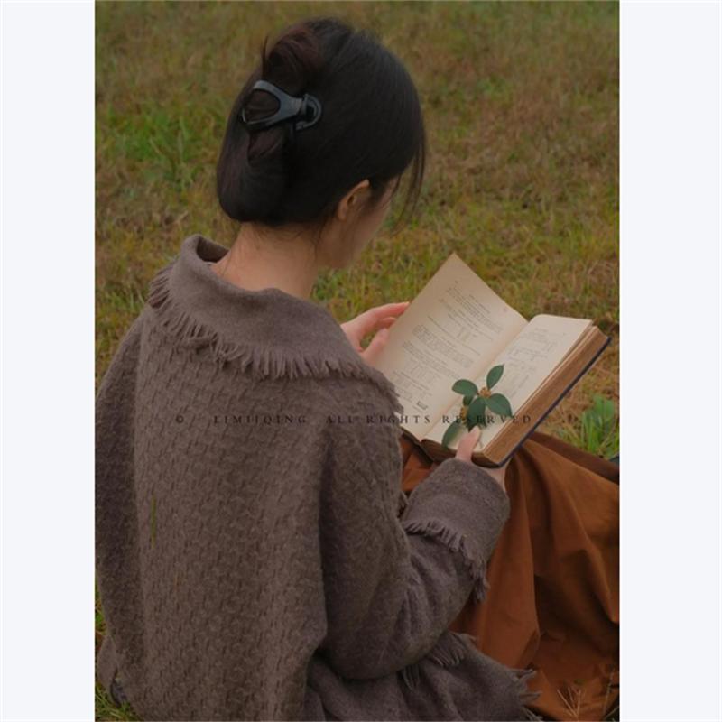 New Dried Rose Flower Twist Clip Hairpin for Women's New Hair Clip on The Back of The Head Headdress Hair Accessories