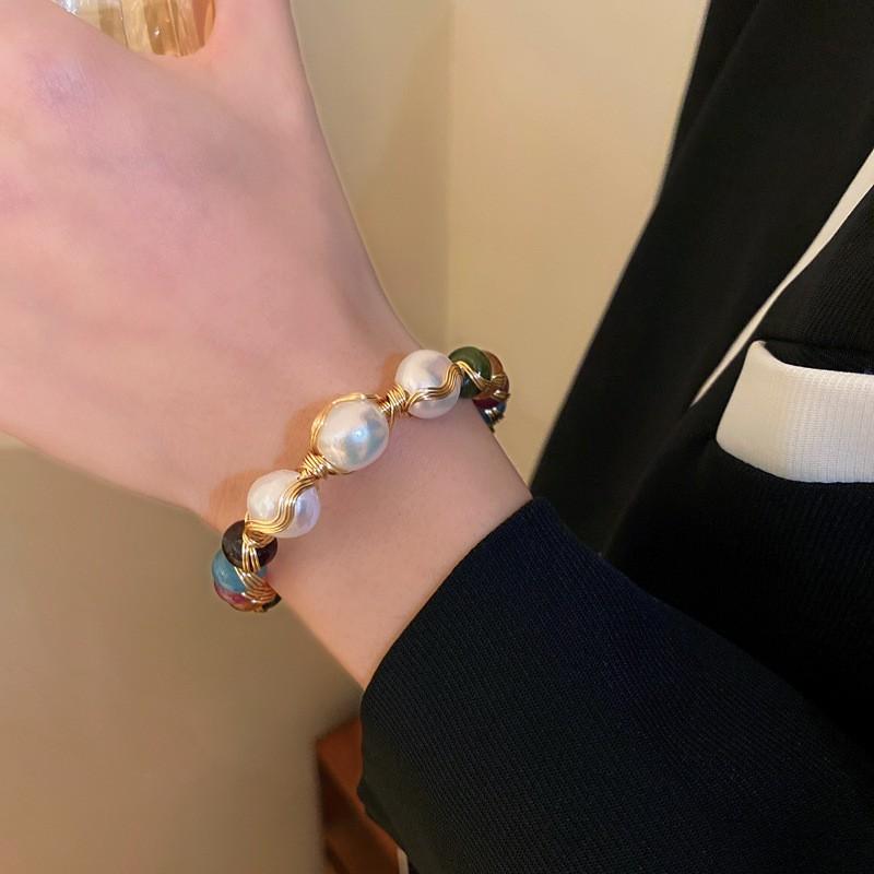 Baroque Pearl Open Cuff Bracelet Women Handmade Vintage Chic Geometric Design Luxury Minimalist Jewelry