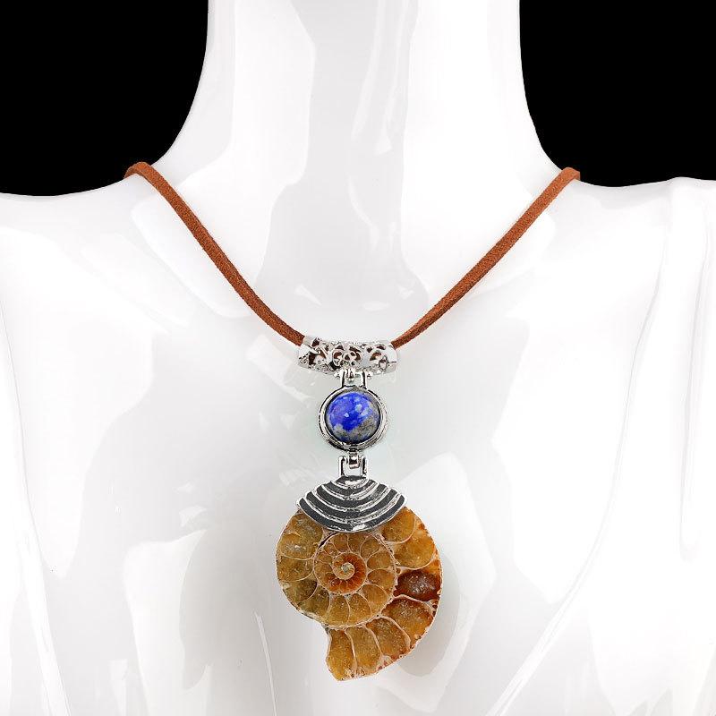 European American Fashion Creative Design Natural Conch fossil Pendant Semi-precious Stone Inlay Herringbone Pattern Accessory