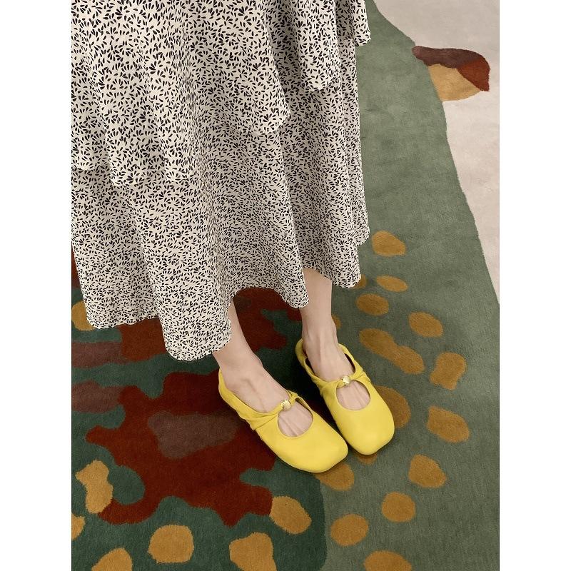 Sheepskin Version~ Grape Mother, the Same Kinked Small Gold Buckle Apple Head Soft Waxy Flat-soled Single Shoes Women's Shallow Mouth Mary Jane Shoes