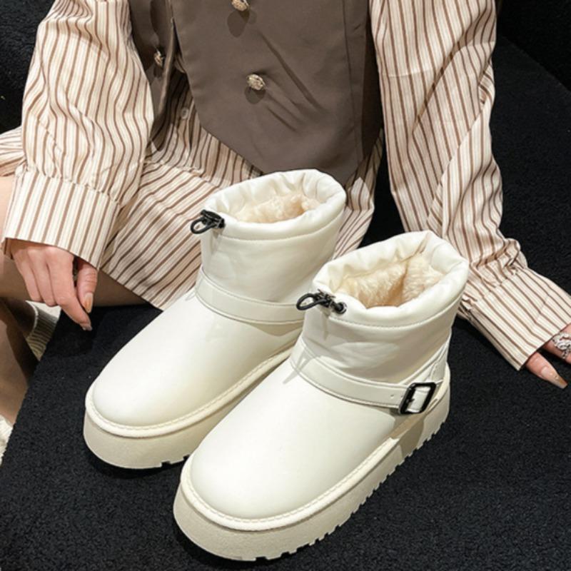 Thick Soled Waterproof Snow Boots for Women Winter with Added Fleece and Thick Insulation One Foot Non Slip Cotton Shoes