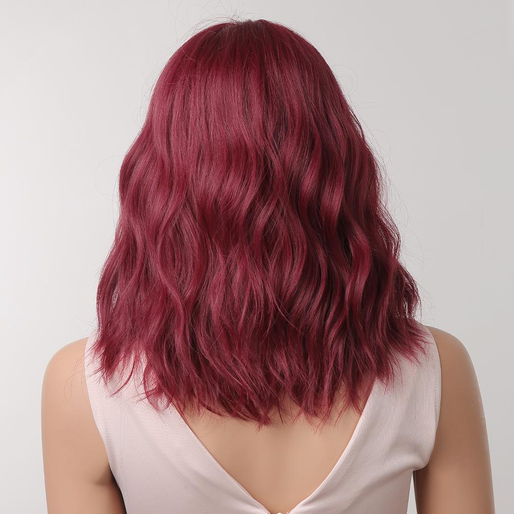 Parrucche Sintetiche Corte Ondulate Rosso Vino con Frangia Parrucche Bob Ondulate Lunghezza Spalla per Donne Nere Costume Cosplay Parrucca Resistente al Calore