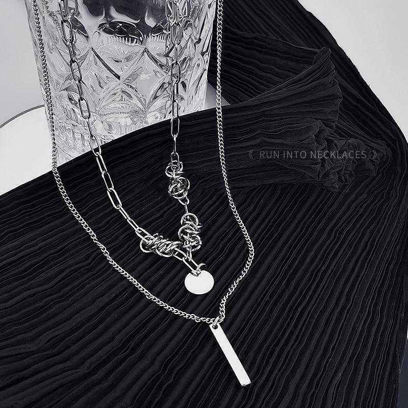 Versatile Retro Korean Hip-Hop Titanium Steel Men's Chain Necklace: Trendy, Cool, Non-Fading Accessory with High-End Style