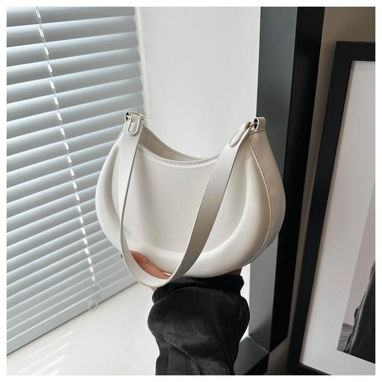Minimalist Style 2024 Spring Small Shoulder Bag With Inner Zipper Pocket