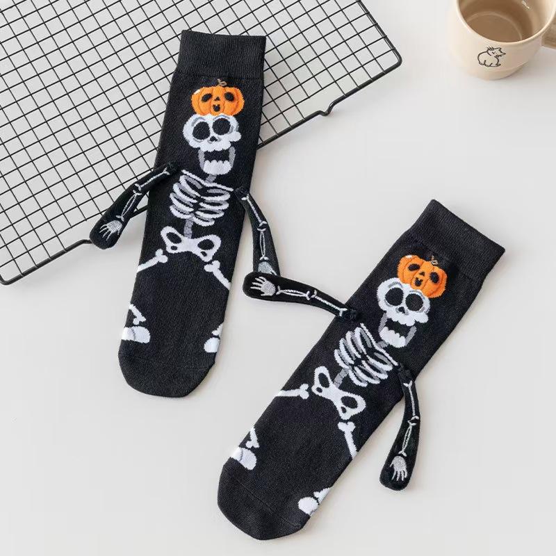 Fun Halloween Socks Spooky Magnetic Hand-Holding Hands Socks Creative Cute Bat Socks Mid-Calf Cotton Socks Couple Socks Gift
