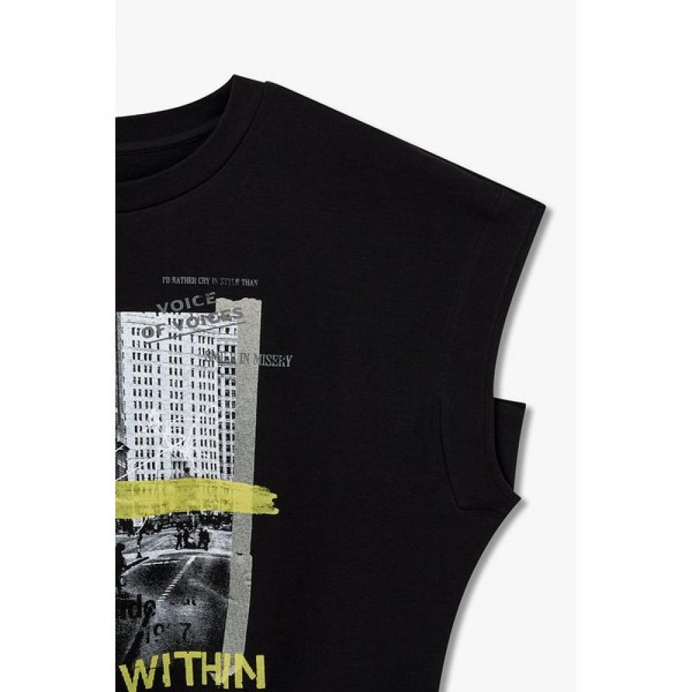 VOV Frame Graphic T shirT 7156240013 