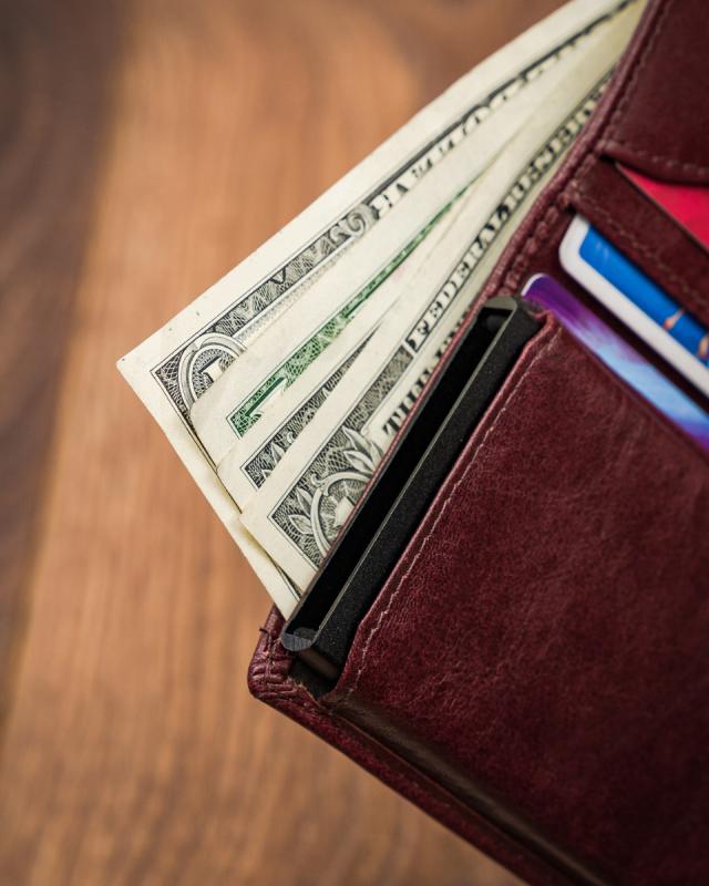 Small Leather Wallet for Men - Always Wild®
