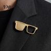 Clothing Accessory Eyeglasses Holder Brooch Pin, Zinc Alloy Square Frame Glasses Collar Pin Eyewear Hanger Clothes Decoration Accessories for