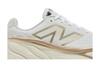 New Balance Fresh Foam X More v5 Weiß Meersalz Hellgold Metallic (W.