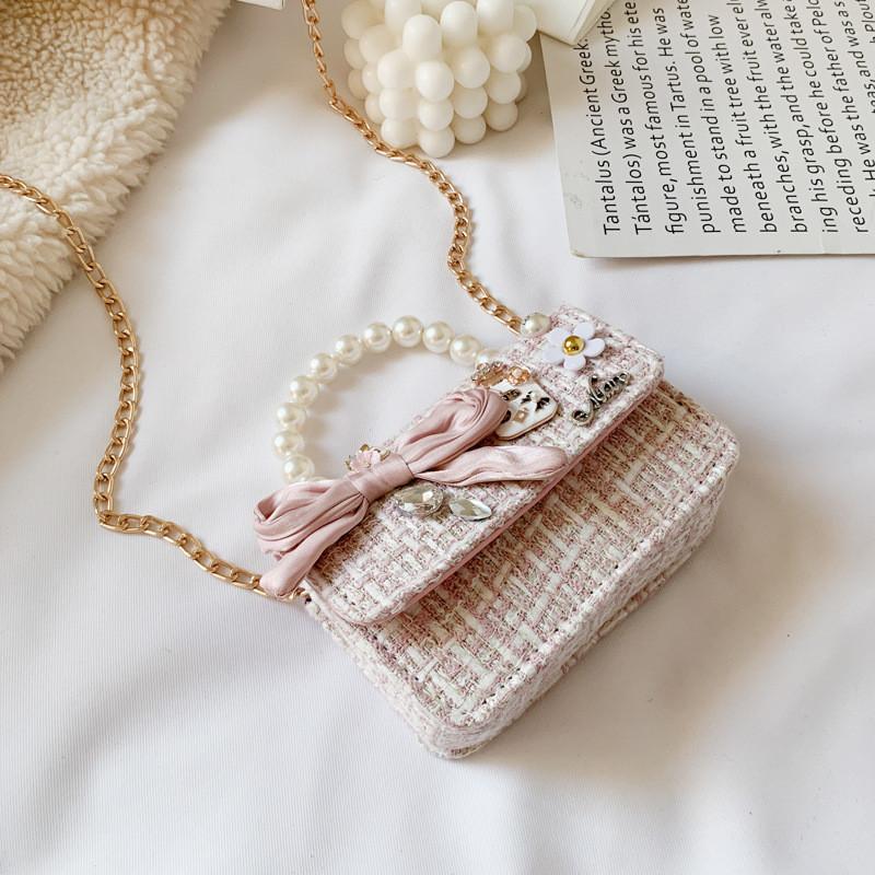 Adorable Girls Crossbody Bag Featuring Soft Canvas Material And Elegant Bow Style