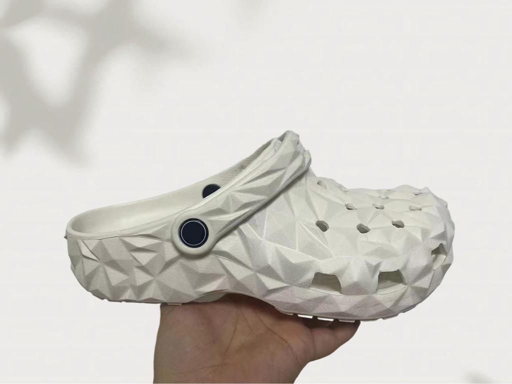 2025 Nowa Gwiazda Antypoślizgowe Oddychające Klapki Durianowe Buty Plażowe dla Mężczyzn i Kobiet