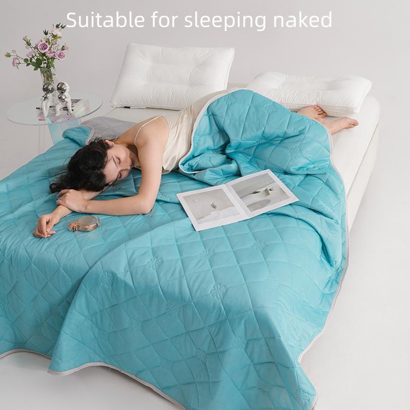 Nouvelle Couverture Rafraîchissante Douce Légère Lisse Couette Climatisation Légère Couette Fraîche d'Été Couvre-lit Froid Double Face