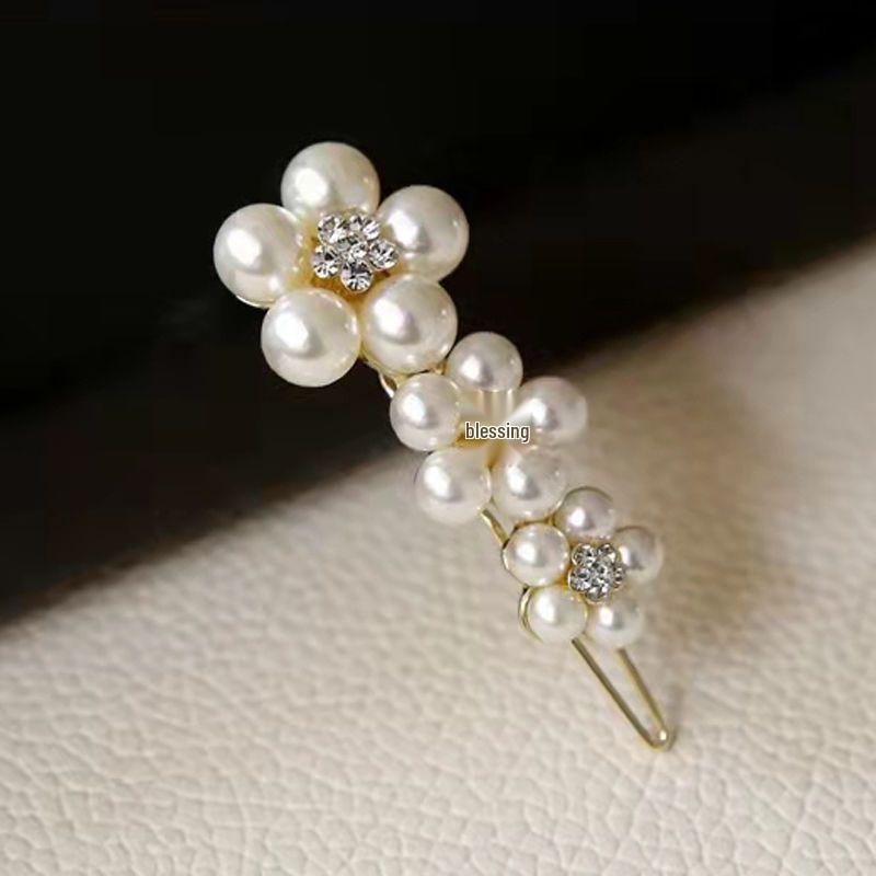 Elegant Mini Five-Petal Pearl Hair Clip for Women