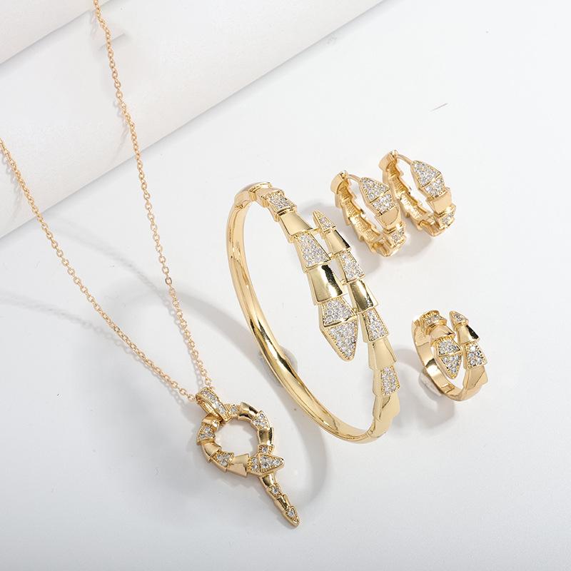 2026 Jewelry High-end Jewelry 4-piece Necklace Jewelry Snake Zircon Jewelry Set Women 45CM