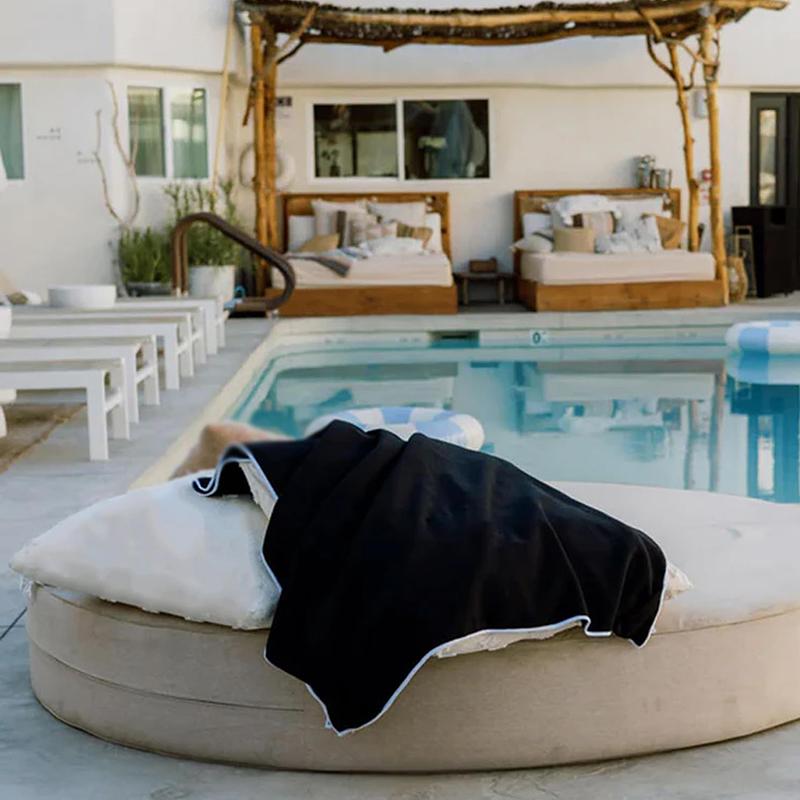 Magnetisches Badetuch für den Außenbereich, schnelltrocknendes, sandabweisendes Strandtuch mit Magnetverschluss für Reisen, Schwimmen, Pool, Yoga, Wandern