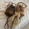 Bohemian Holliw Stroh Tasche Für Frauen Sommer Gewebte Eimer Tasche Urlaub Dame Strand Taschen Casual Kordelzug Umhängetasche