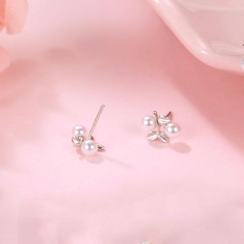 Mini Pearl Cherry Earrings Sprouted Cute Earrings Temperament Gifts for Girlfriend
